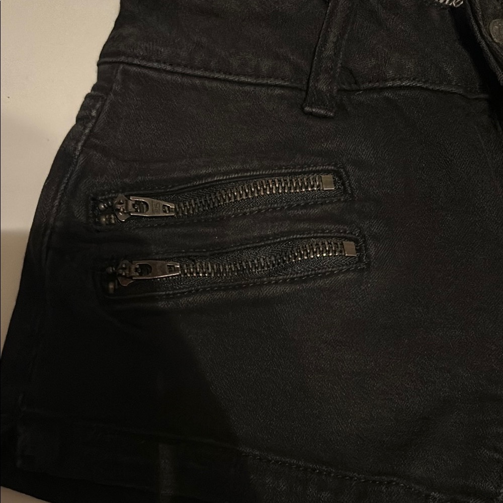 American Eagle Outfitters Black Jean Shorts with zipper detail - Picture 2 of 11